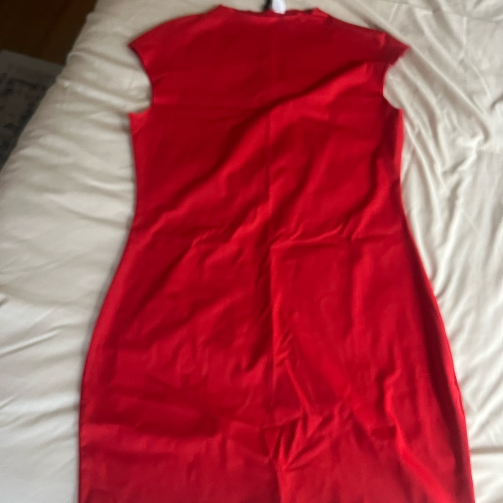 Divided Red Bodycon Midi Dress Sleeveless Crew Neck